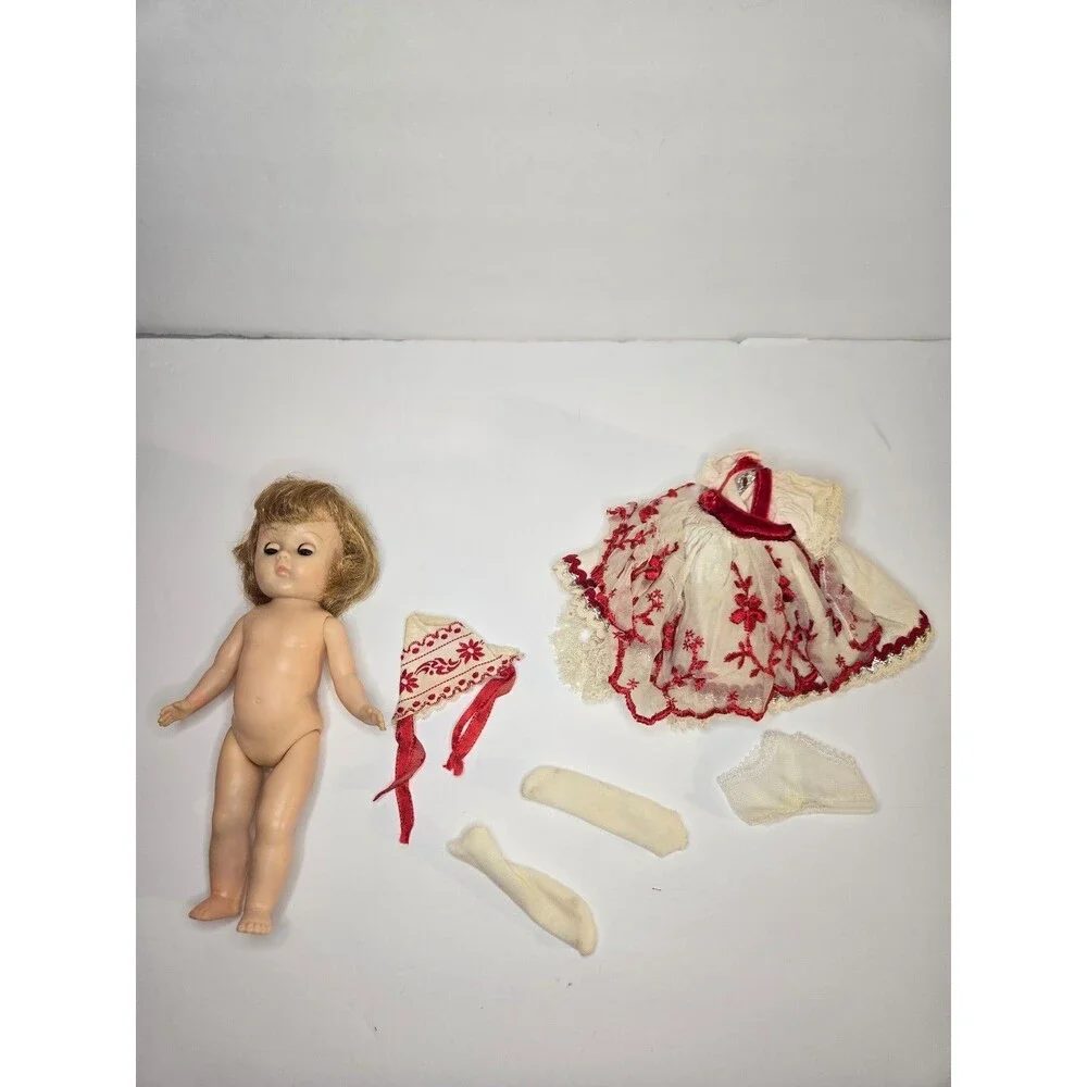 Vogue Ginny Doll Dolls of the World Ripped Dress Stain on Foot